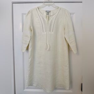 Neiman Marcus Ivory linen shift with Lace Accents